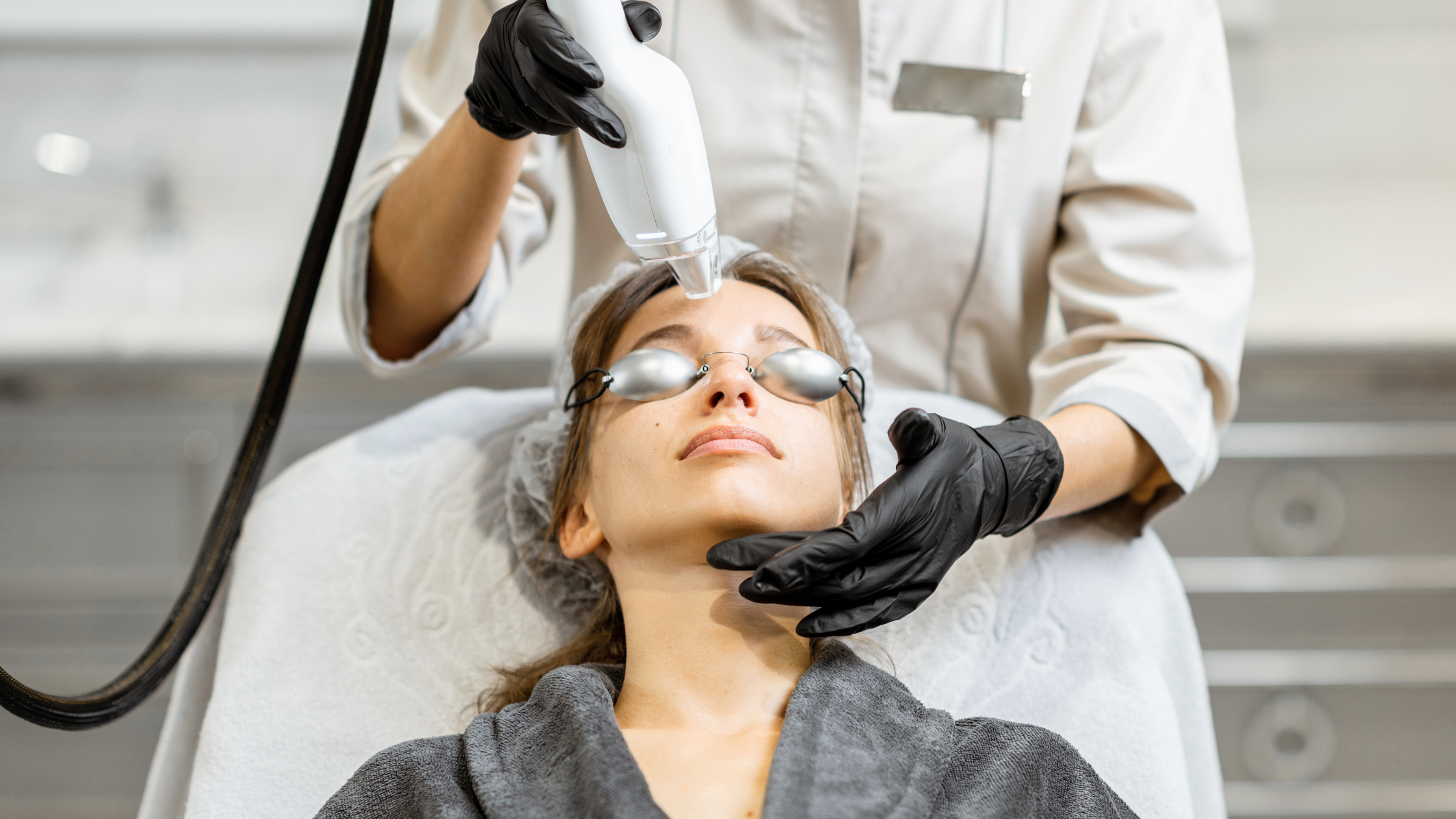 What is the CO2 Treatment and What Can it Do for Your Skin