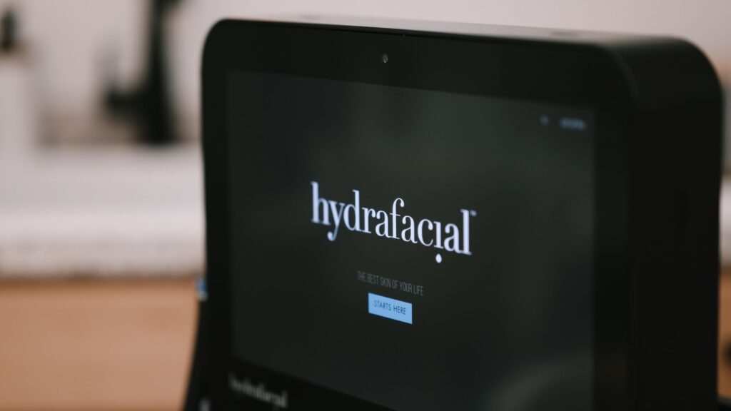 How do HydraFacial Treatments Work