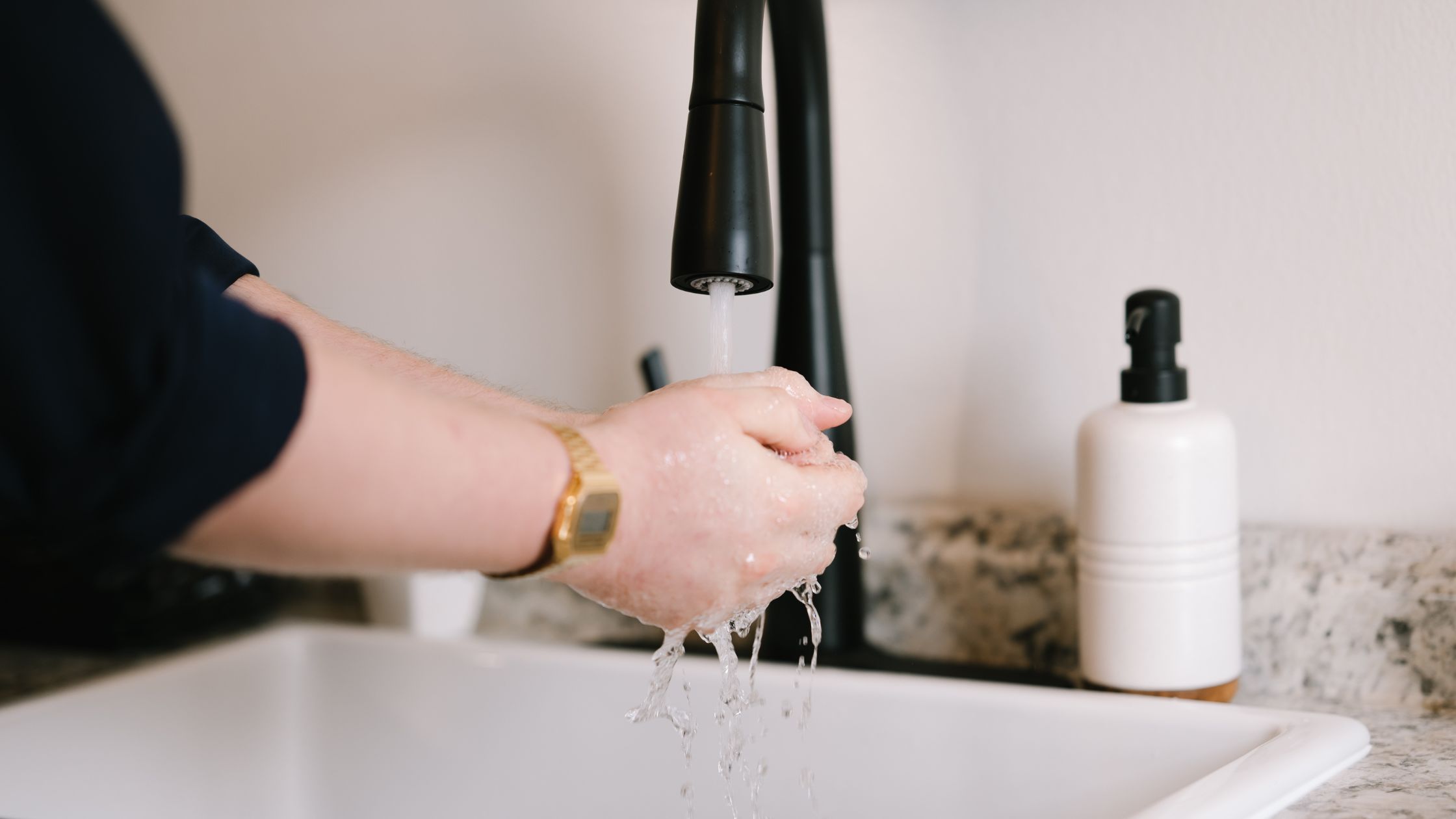 What to Do When Your Skin Looks Tired, Even If You’re Not